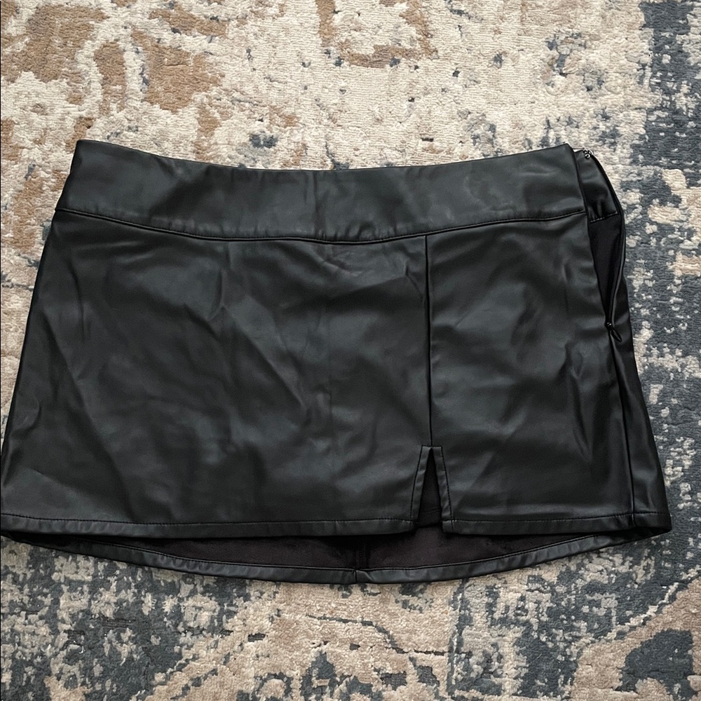Wild Fable Black Faux Leather Pencil Skirt